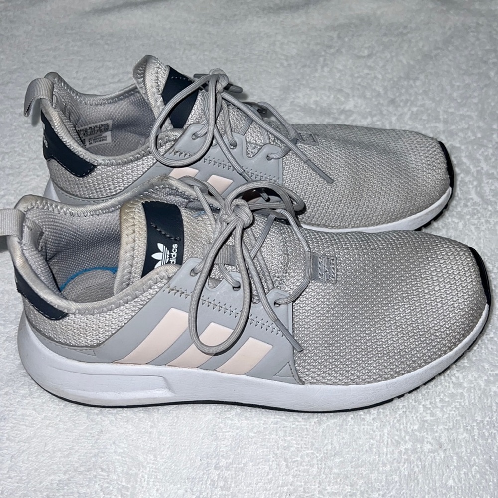 Adidas sneakers orthalite (SIZE DOWN NORMALLY SIZE 7)